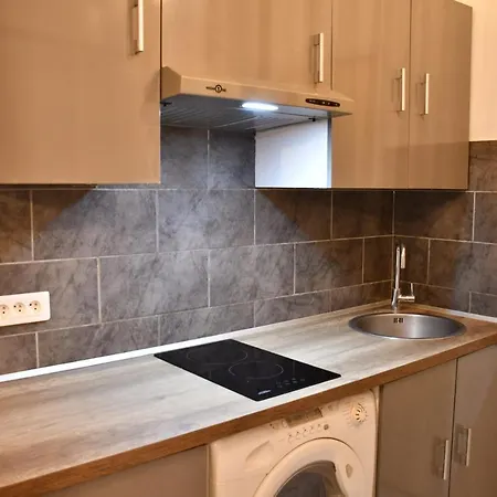 Lägenhet Le Cabanon H24,atypique,cosy,port,plage,wifi,netflix *