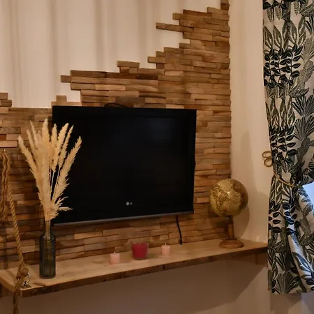 Le Cabanon H24,atypique,cosy,port,plage,wifi,netflix Lägenhet