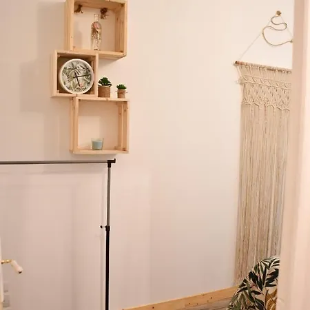 Le Cabanon H24,atypique,cosy,port,plage,wifi,netflix