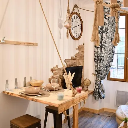 Lägenhet Le Cabanon H24,atypique,cosy,port,plage,wifi,netflix